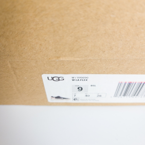 UGG LA Flex Sneakers-9 - Picture 9 of 9